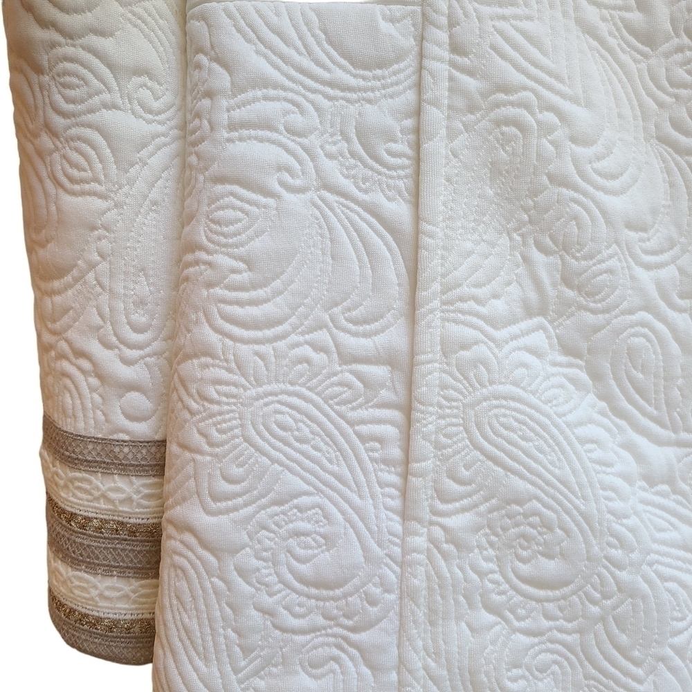 Quilted Zip Front Jacket with Lace Cuff, Size 28W - Picture 3 of 12